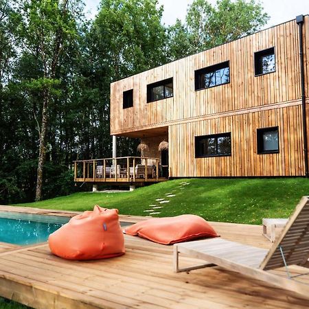 Dans Les Arbres Acomodação com café da manhã Lanta Exterior foto